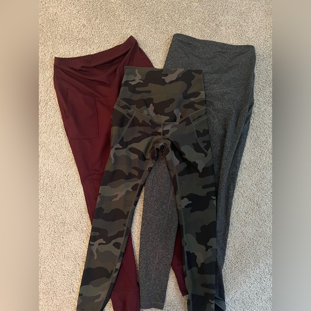 3 Old Navy Maternity Leggings